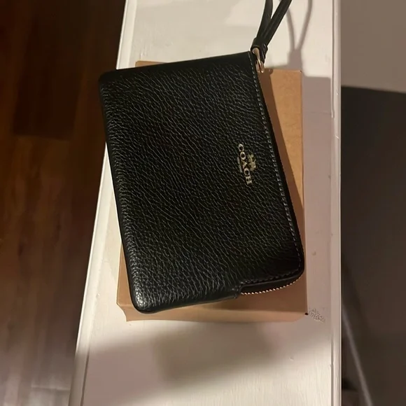 Coach Black Leather Wallets Collection - Picture 2 of 2
